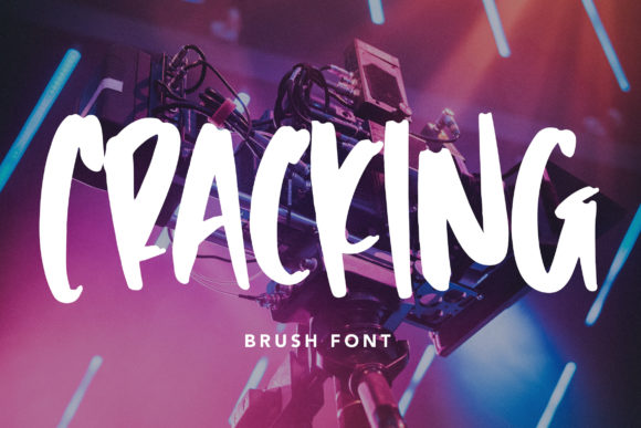 Cracking: A Brushed Urban Display Font for Real Branding